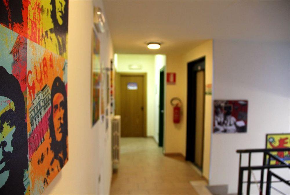Hostel Pisa Villa Giulia ภายนอก รูปภาพ